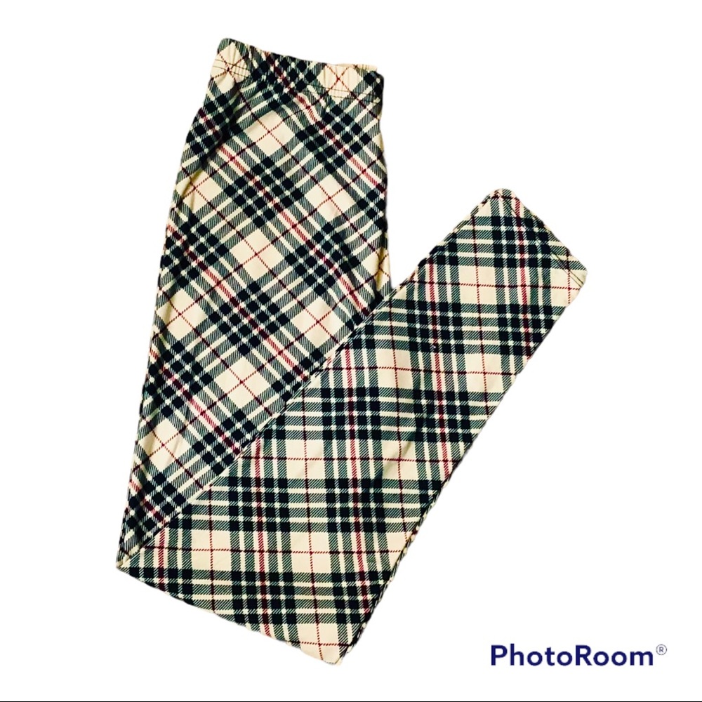 Women’s Plaid Leggings One Size fits Most (Small-Large)